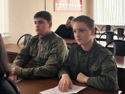 Студентам СКГИИ рассказали о Суворове и представили коллекцию Президентской библиотеки