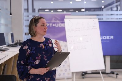 В «Арт-идее» прошла лекция о связи музыки и нейрогимнастики