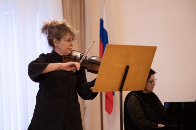 Беседа‑концерт «Народы России: мы разные, но мы дружим» состоялась в СКГИИ