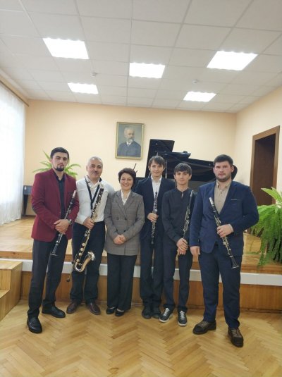 Концерт выпускников доцента кафедры оркестровых инструментов Моттаева Тимура Сагидовича в ДМШ №1 имени Ю.Х. Темирканова