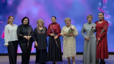 Концерт «Девчата! Весна!» прошёл в СКГИИ