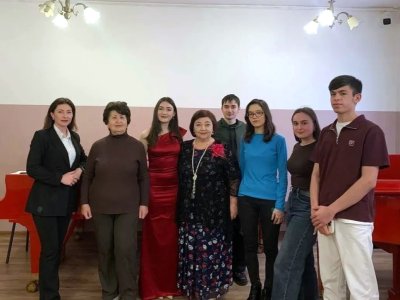 Сольный концерт Амины Шериевой прошел в Колледже культуры и искусств