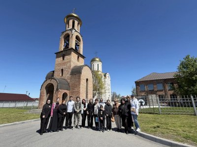 Преподаватели и студенты СКГИИ посетили мемориал в Беслане