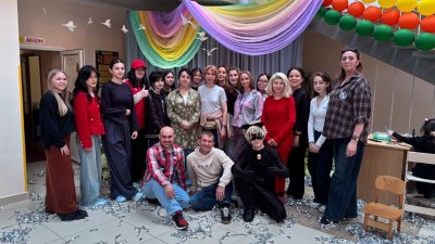 Колледж культуры и искусств СКГИИ провёл мастер‑класс по лепке для детей в реабилитационном центре 