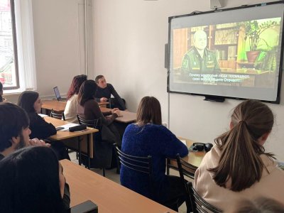 Герой в кадре: фильм‑интервью