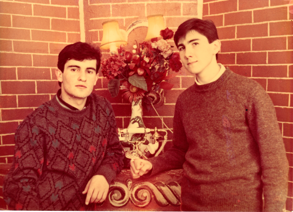 февраль 1996 г., Нальчик, Ахмедагаев М. (слева), Акилин И. (однокурсник - справа).png